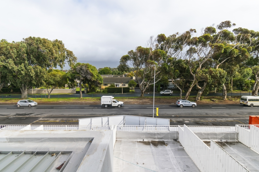 1 Bedroom Property for Sale in Heathfield Western Cape